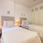 Lucy - 2 Bed Appartamento Estepona
